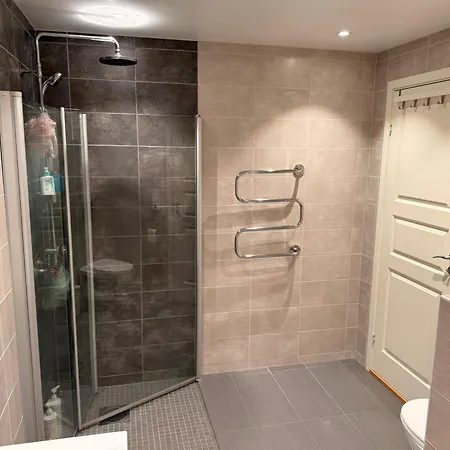 - Ideal For Ons Visitors Apartment *